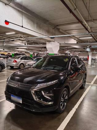 MITSUBISHI ECLIPSE CROSS 1.5 MIVEC TURBO GASOLINA GLS CVT MITSUBISHI ECLIPSE CROSS 1.5 MIVEC TURBO GASOLINA GLS CVT